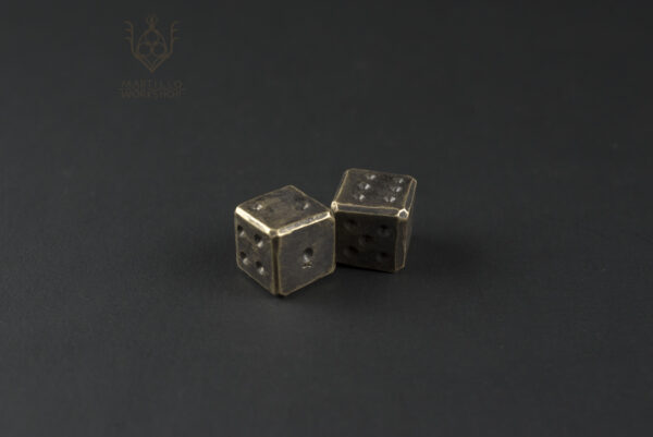 2 brass dice