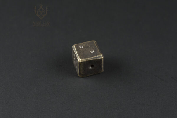 single brass die