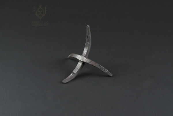 d4 for dnd caltrop style